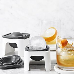 WILLIAMS SONOMA Sphere Barware Set *NEW*
